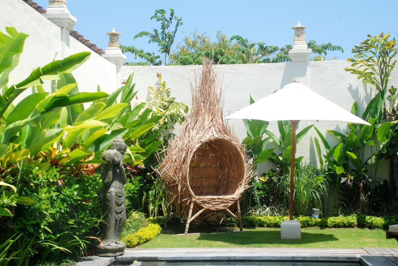 Sarayu Villa Seminyak Exterior foto